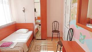 Гостиница Smart Hotel Курган Курган Семейный номер-1